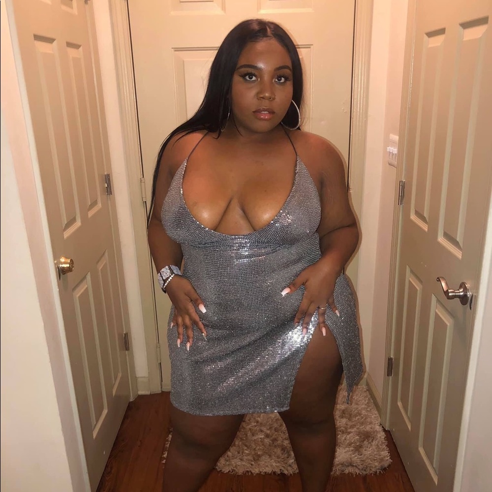 ✨SOLD✨ Yukie Metallic Dress